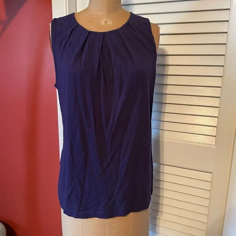 CLUB MONACO | purple sleeveless blouse M